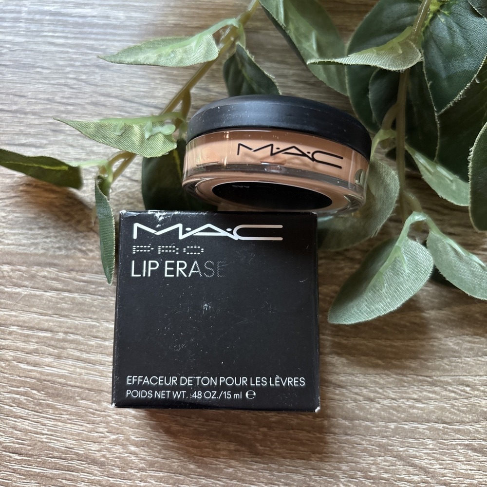 Mac Lip Erase in "Light Medium Neutral" Mac Pro Lip Erase Lip Concealer